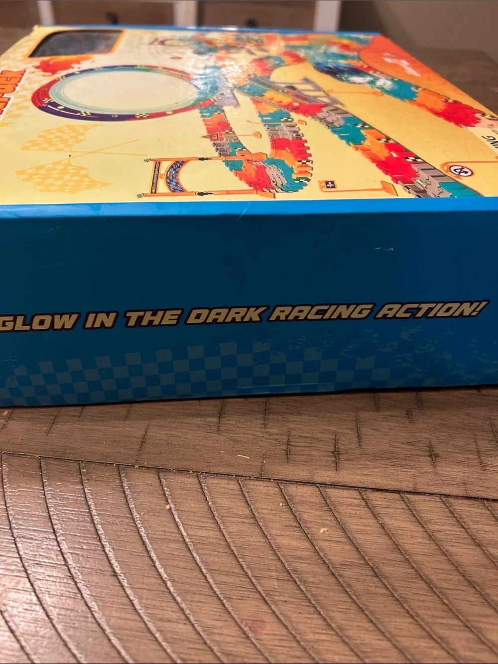 Kids Glow in the dark Toy Race Set – Multicolor